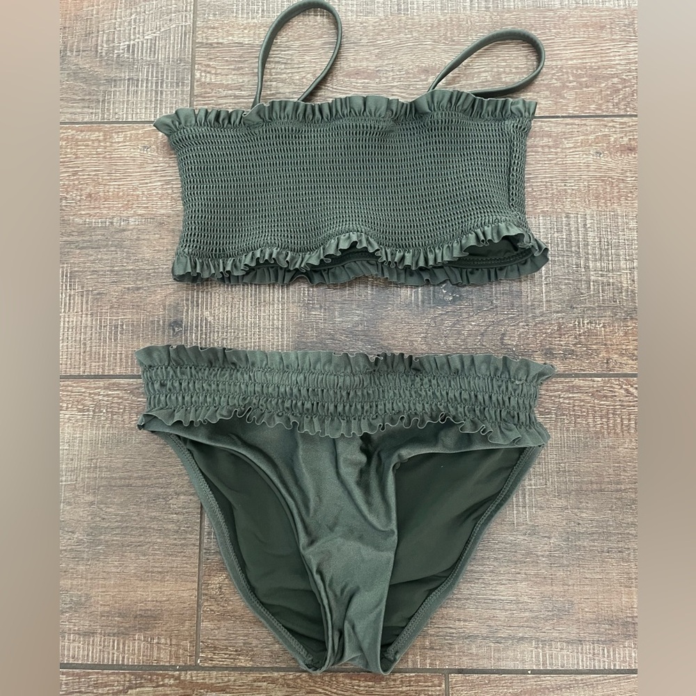 Girls Chelsea & Violet army green 2 piece bathing suit. Sz 10